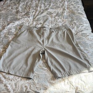 Men's Gray Shorts